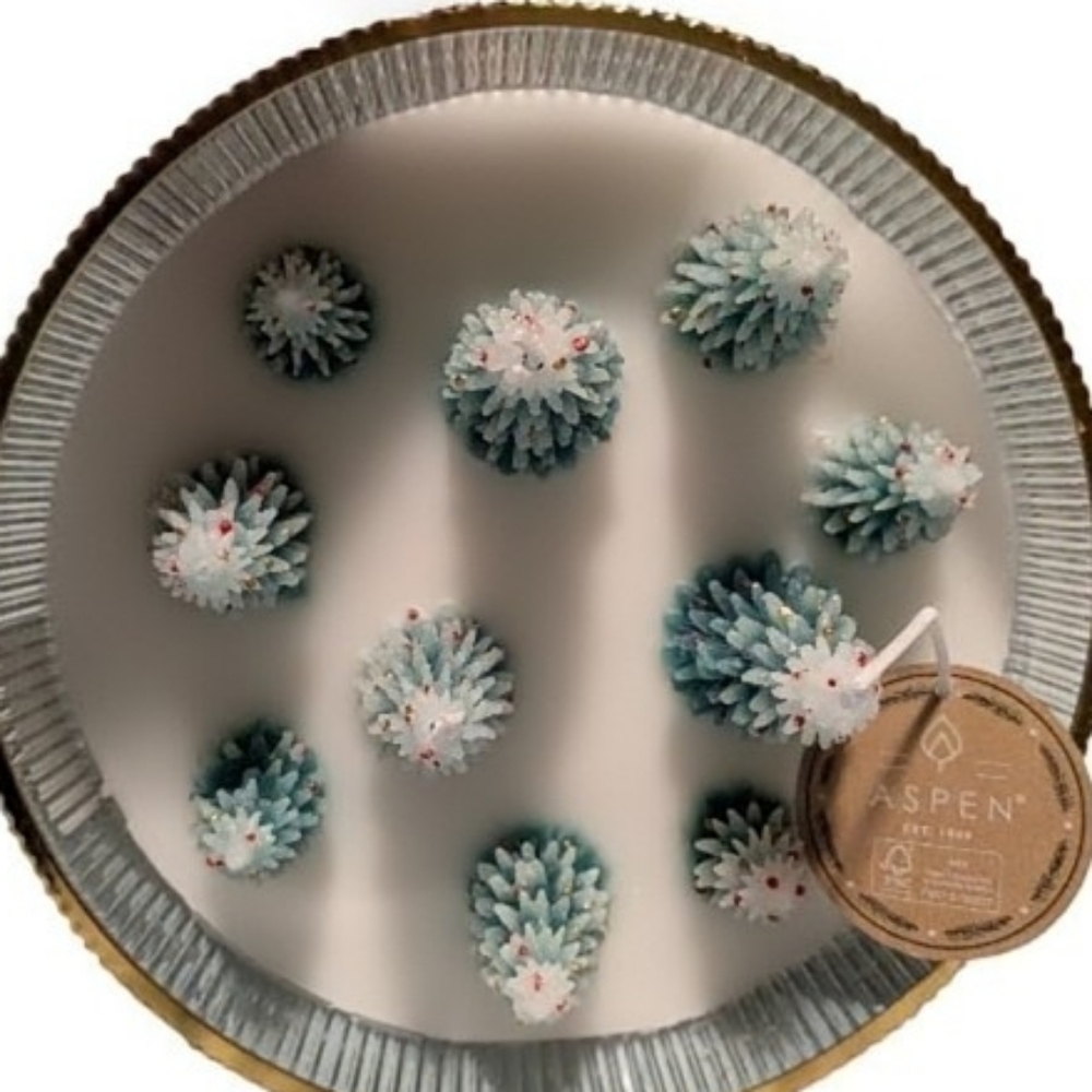 NEW ASPEN Winter Forest Christmas Tree Candle - Picture 5 of 7